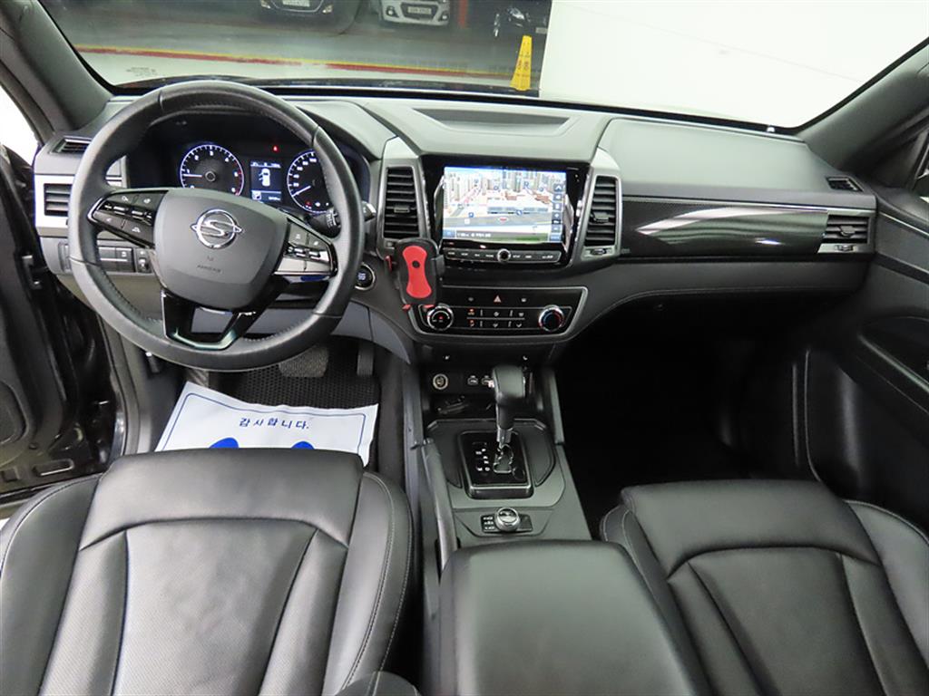 Ssangyong Rexton - Vista 9