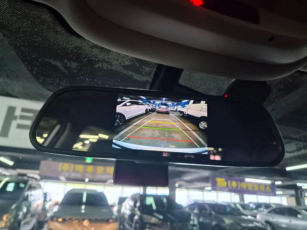 SAMSUNG QM6 - Vista 11