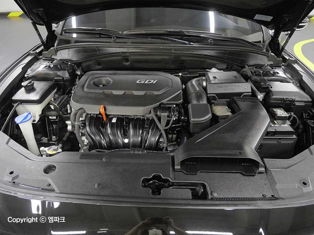 HYUNDAI Grandeur - Vista 7