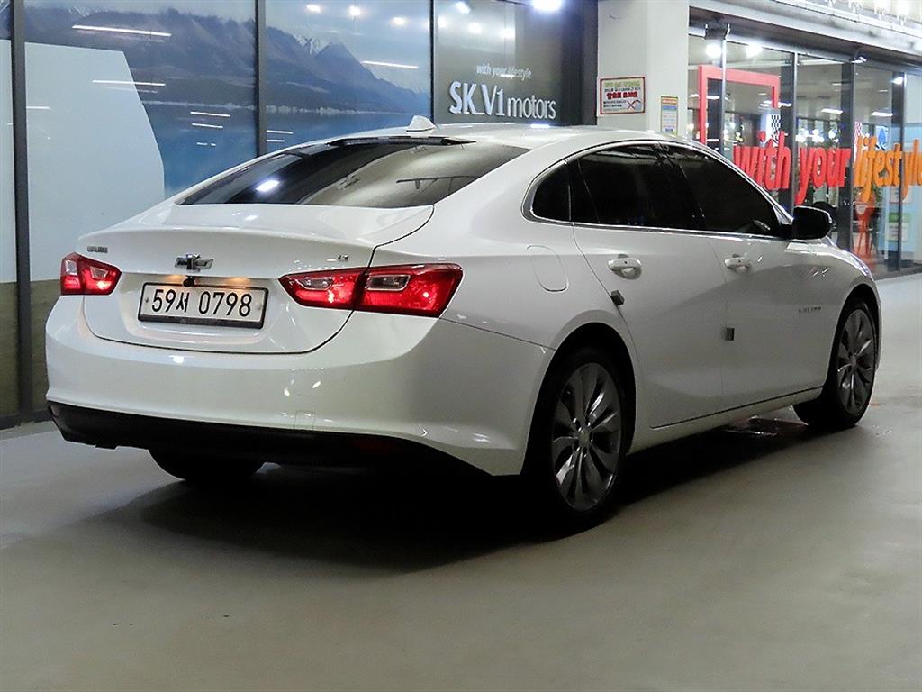 Chevrolet Malibu - Vista 6