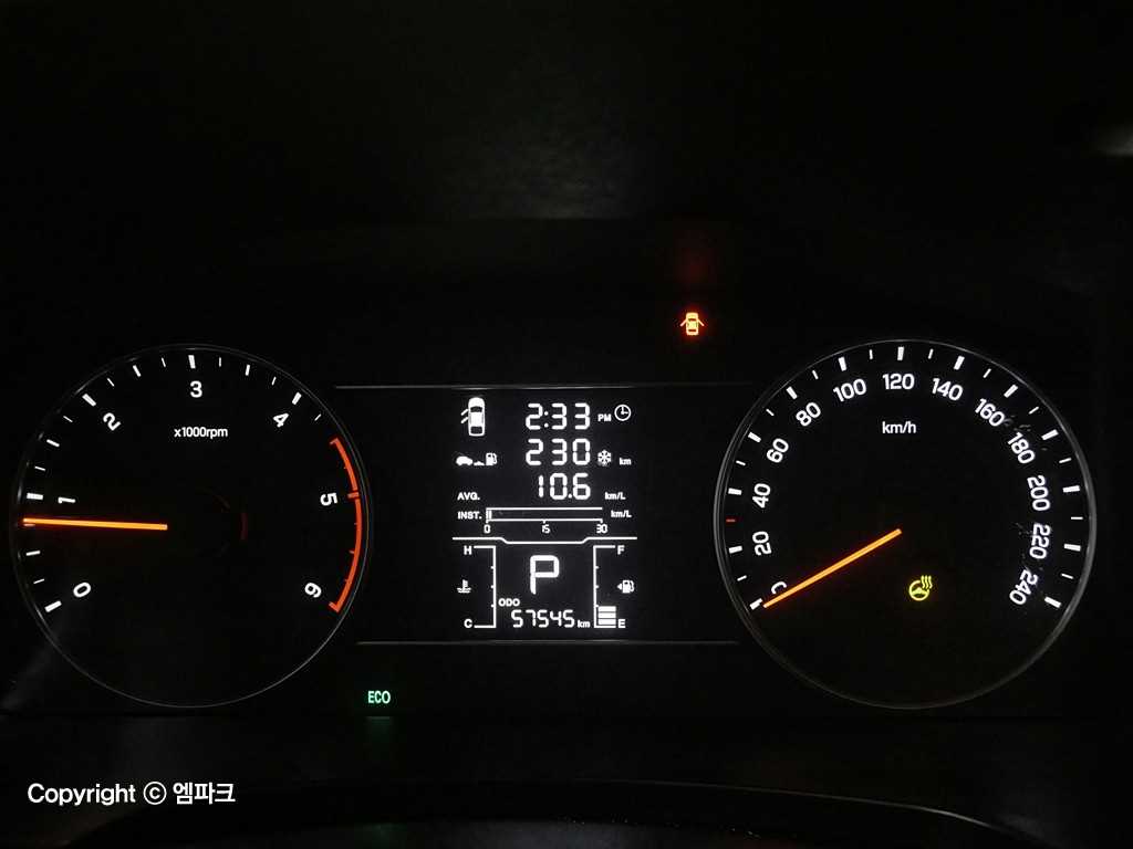 Ssangyong Rexton - Vista 9