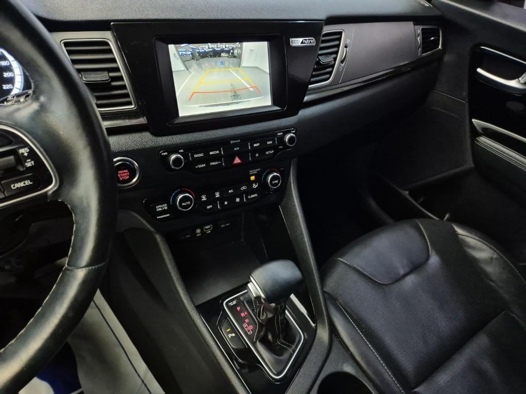 KIA Niro - Vista 12