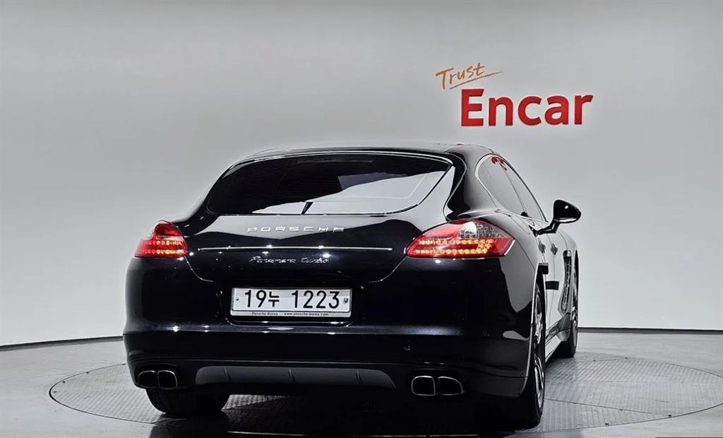 Porsche Panamera - Vista 6