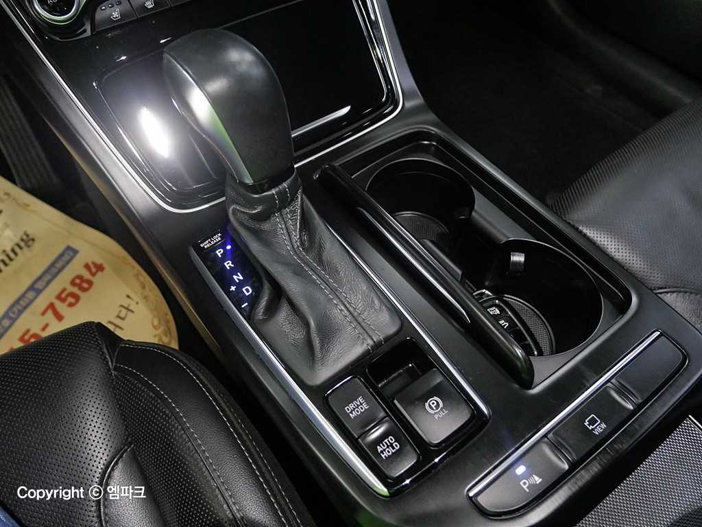 HYUNDAI Grandeur 2018 Negro - Importación desde Corea - HF Imports Iquique - Foto 18