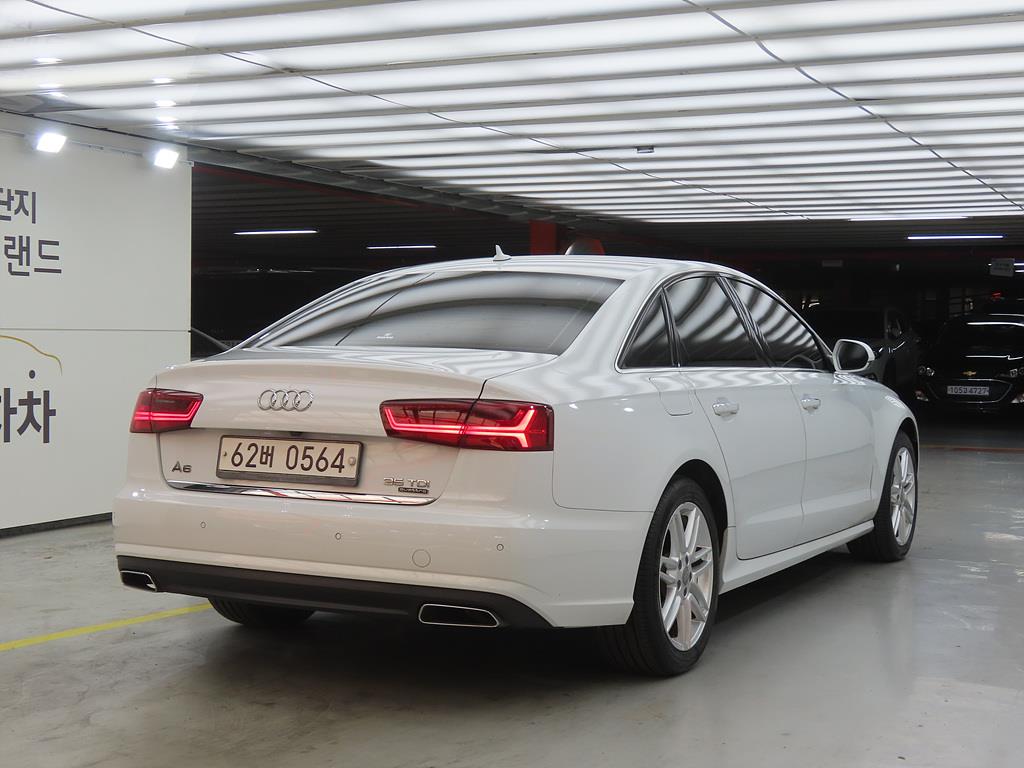 Audi A6 - Vista 6