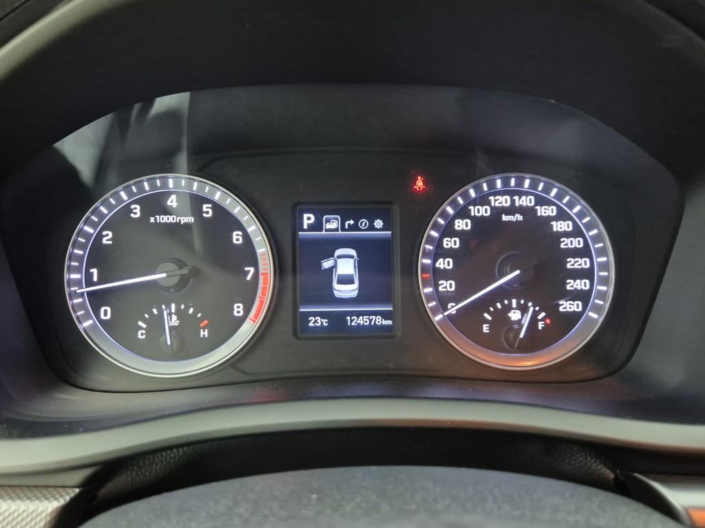 HYUNDAI Sonata - Vista 9