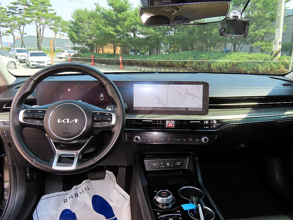 KIA K5 - Vista 9
