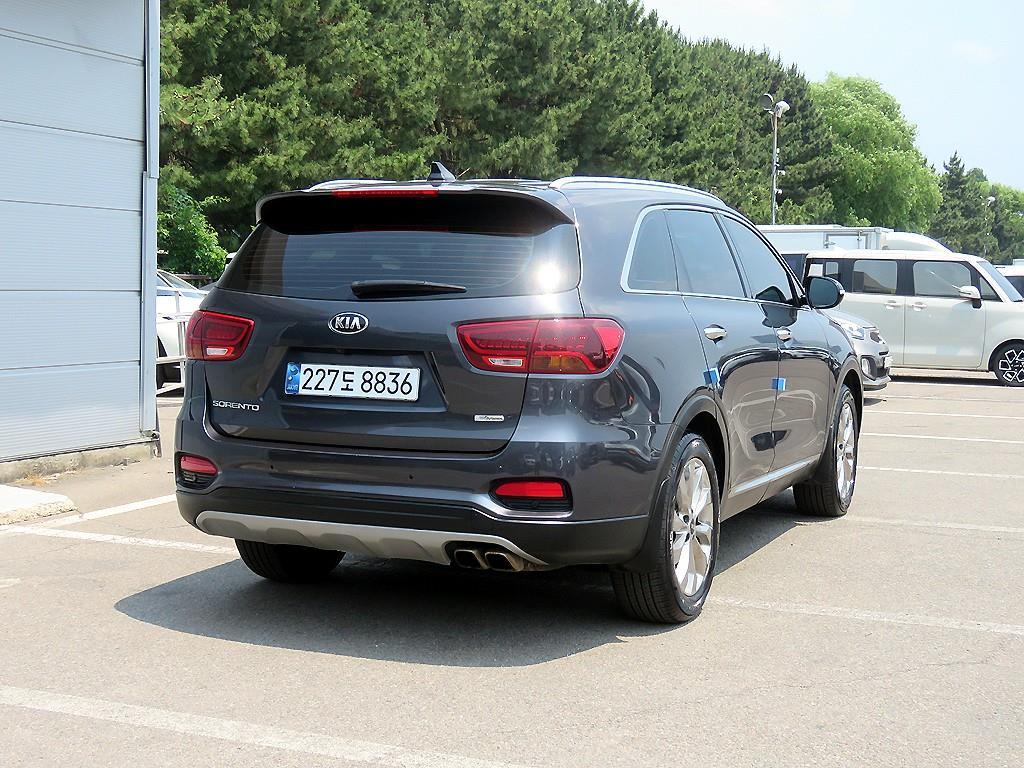 KIA Sorento - Vista 6