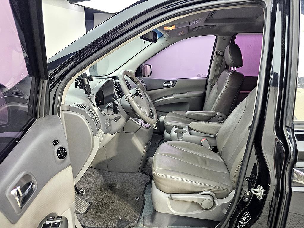 KIA Carnival - Vista 9