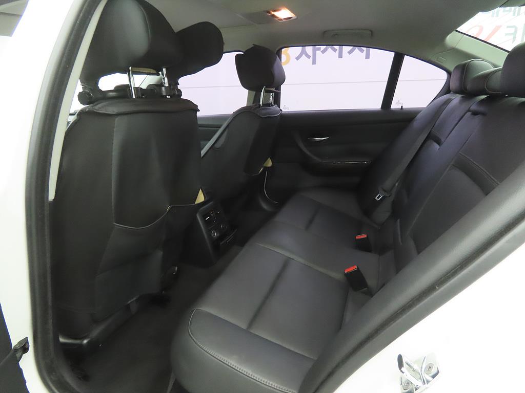 BMW 3 series - Vista 8