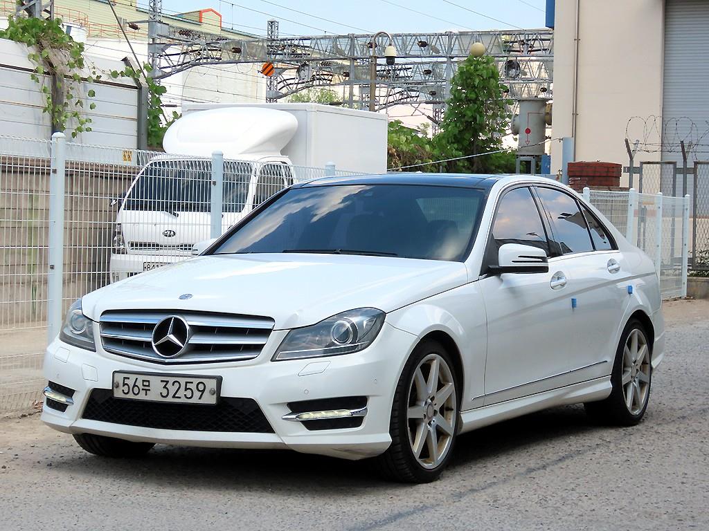 Mercedes Benz C Class - Vista 2