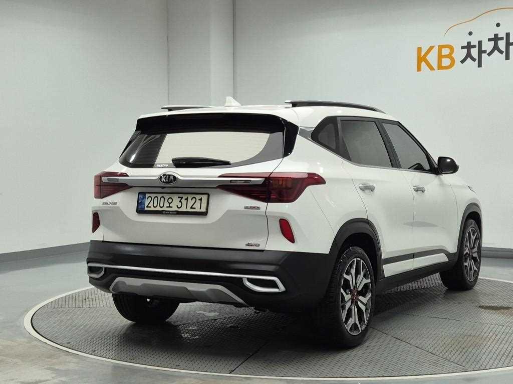 KIA Seltos - Vista 3