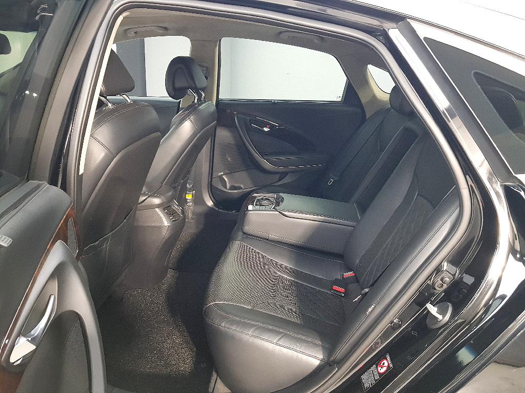 HYUNDAI Aslan - Vista 11