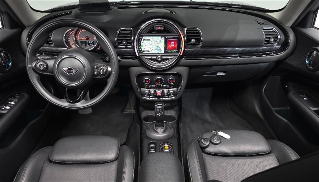 Mini Clubman - Vista 12