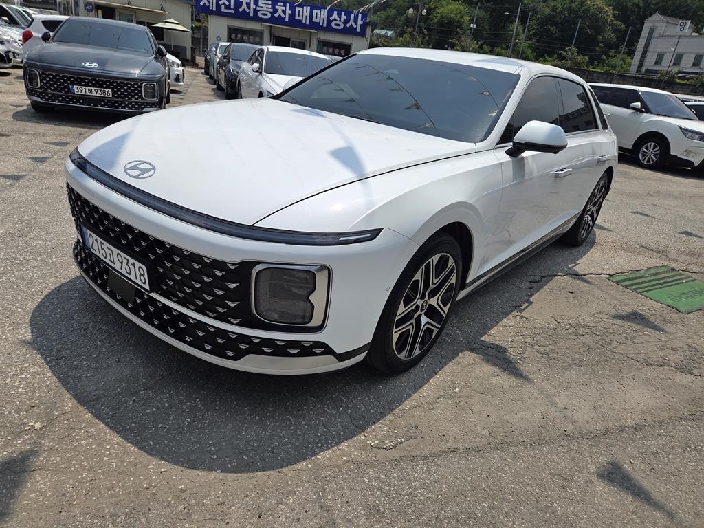 HYUNDAI Grandeur - Vista 2