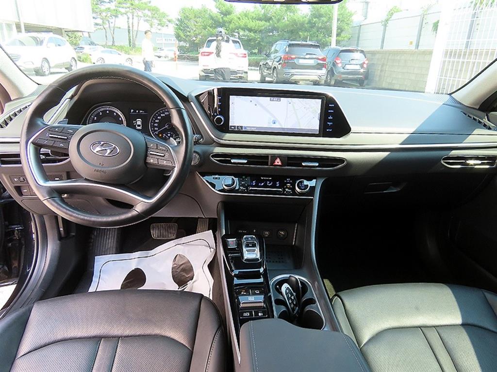 HYUNDAI Sonata - Vista 9