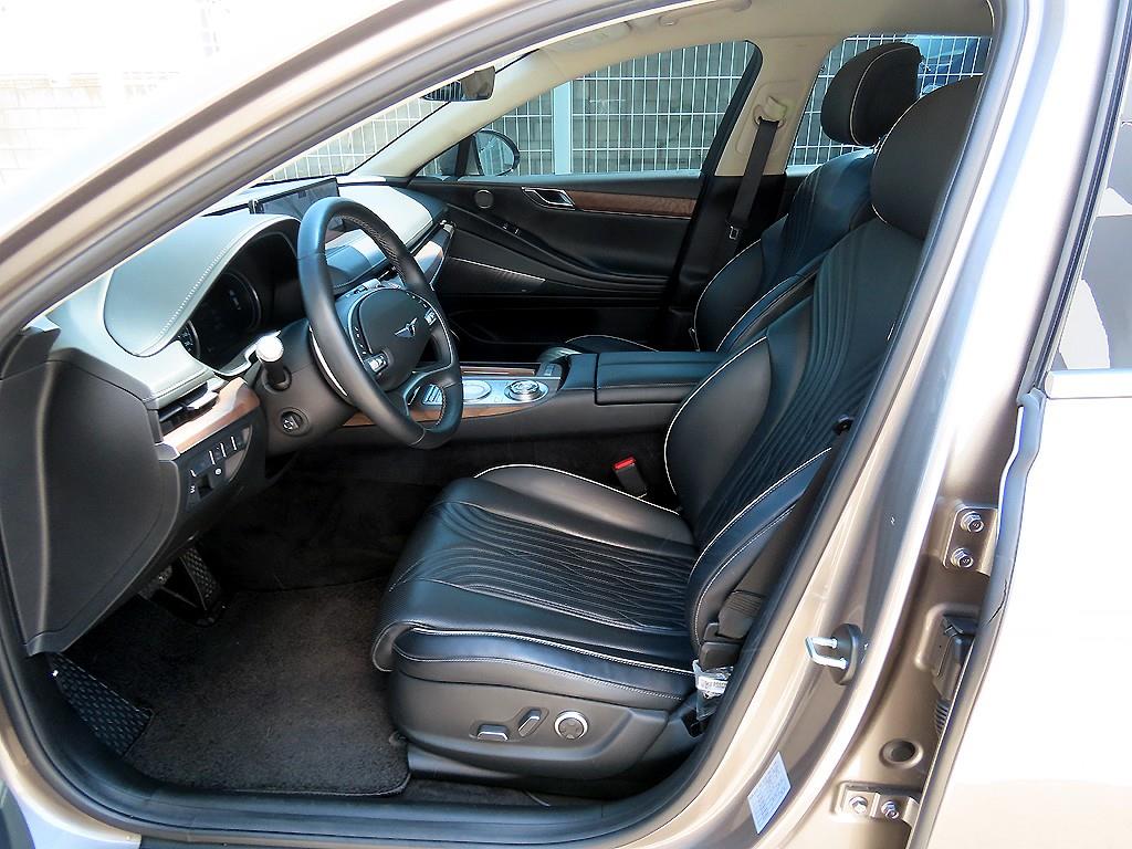 Genesis G80 - Vista 7