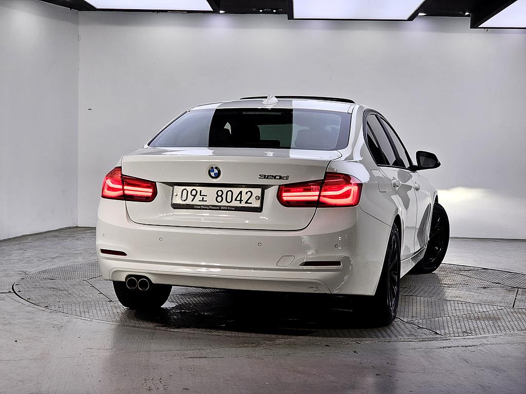 BMW 3 series - Vista 3