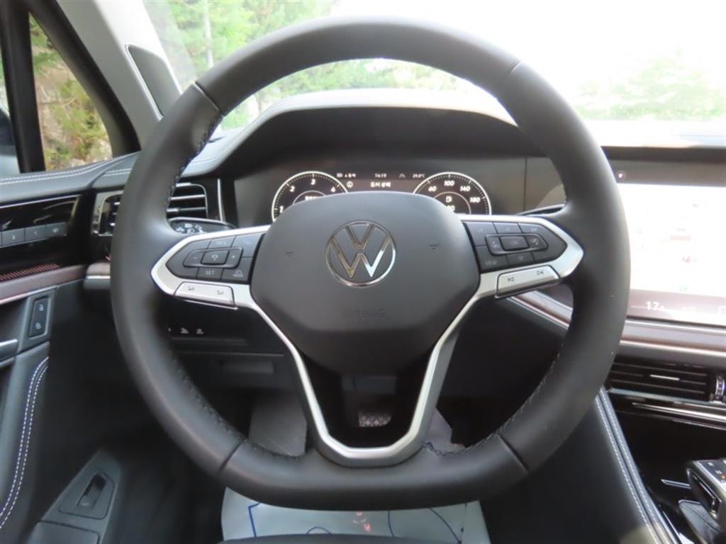 Volkswagen Touareg 2025 Negro - Importación desde Corea - HF Imports Iquique - Foto 18