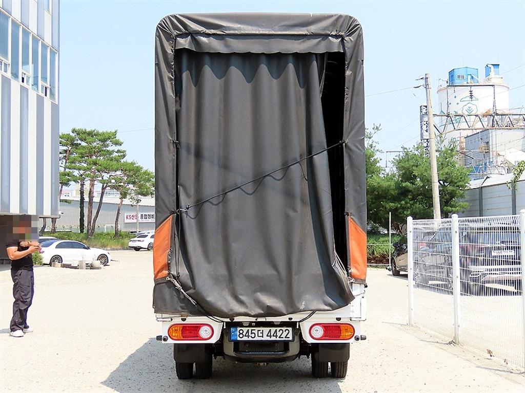 Small Truck Cargo (small) - Vista 6