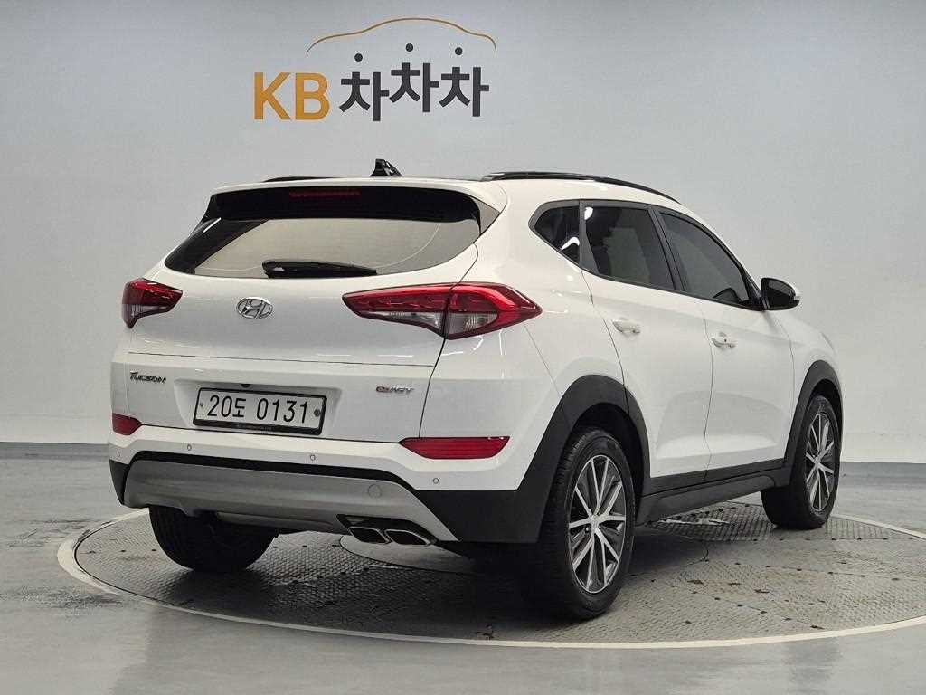 HYUNDAI Tucson - Vista 3