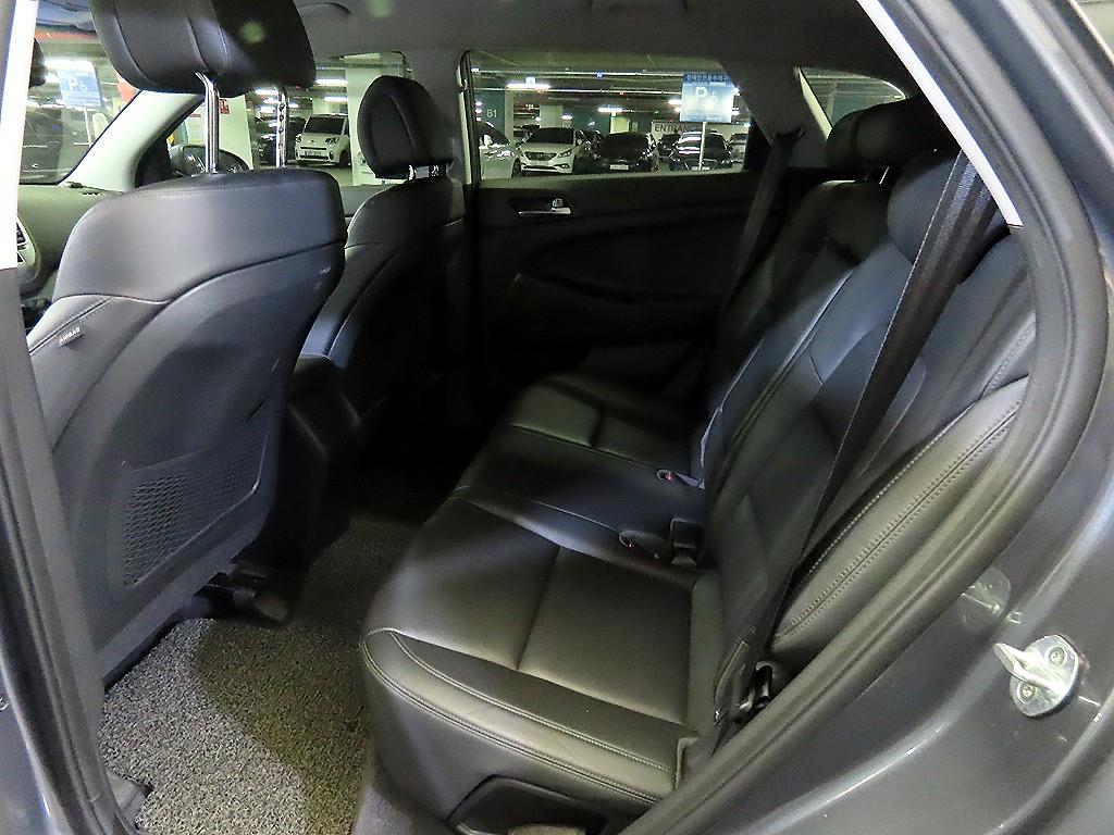 HYUNDAI Tucson - Vista 9