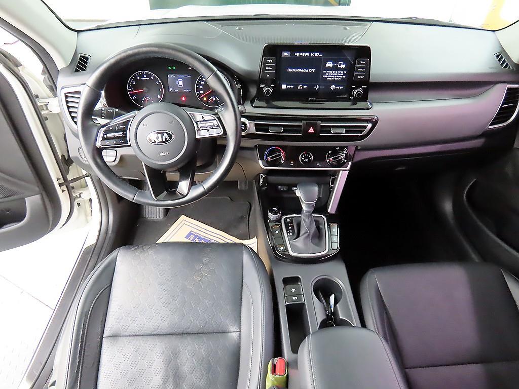 KIA Seltos - Vista 9