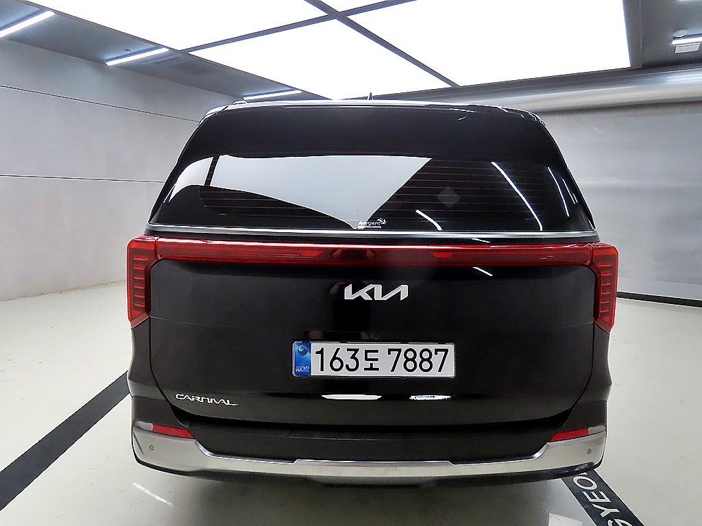 KIA Carnival - Vista 3