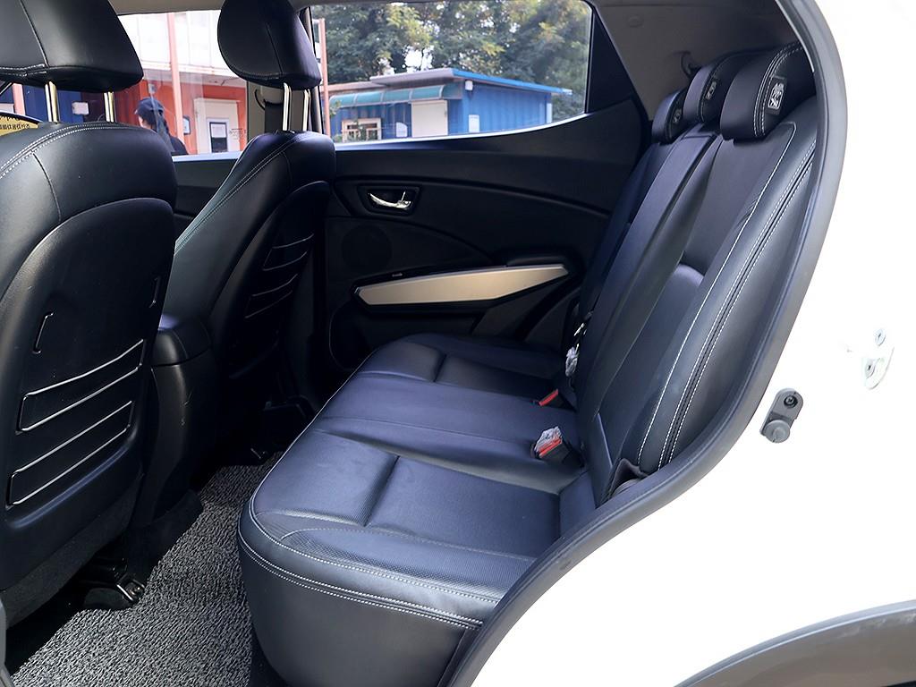 Ssangyong Tivoli 2015 Blanco - Importación desde Corea - HF Imports Iquique - Foto 15