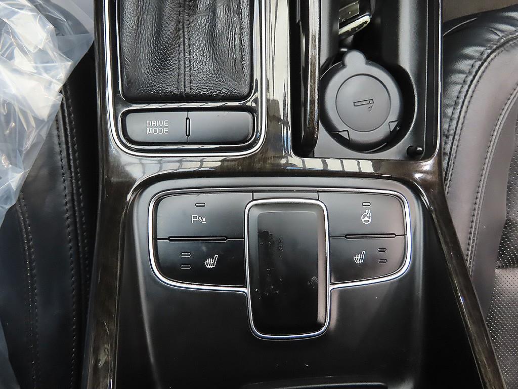 KIA K7 2013 Negro - Importación desde Corea - HF Imports Iquique - Foto 17