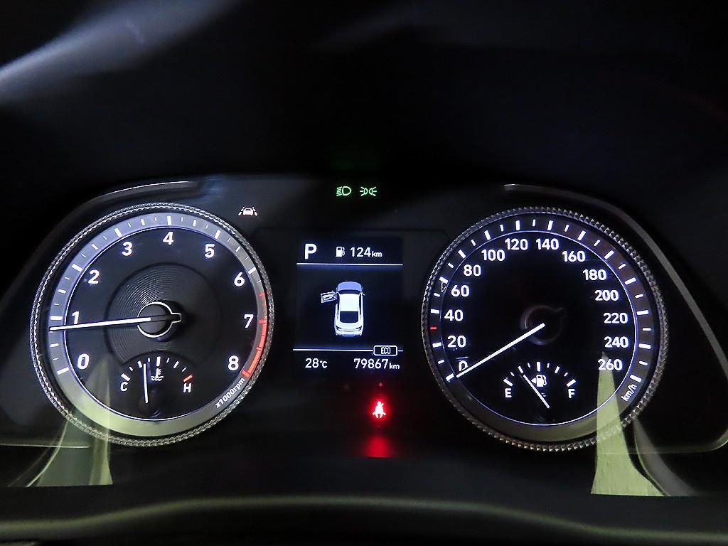 HYUNDAI Sonata - Vista 11
