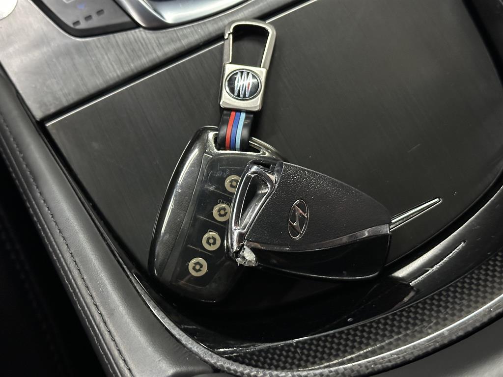 HYUNDAI Grandeur 2016 Negro - Importación desde Corea - HF Imports Iquique - Foto 19