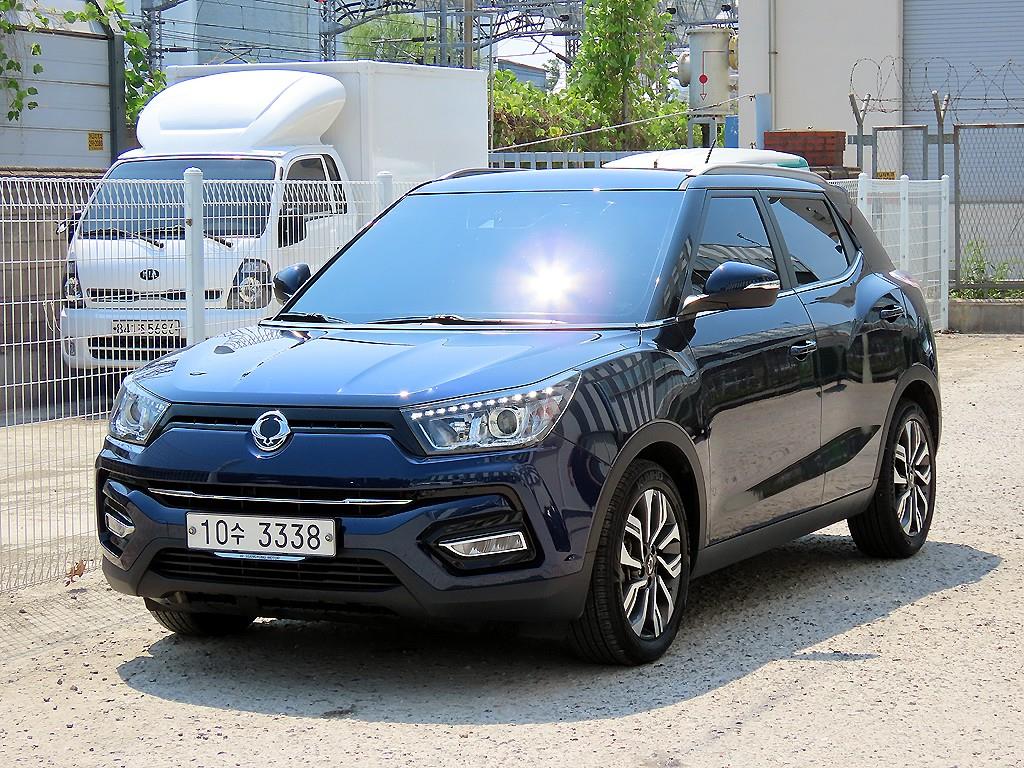 Ssangyong Tivoli - Vista 2