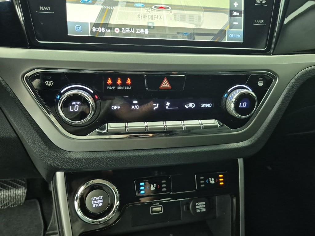 Ssangyong Korando - Vista 12