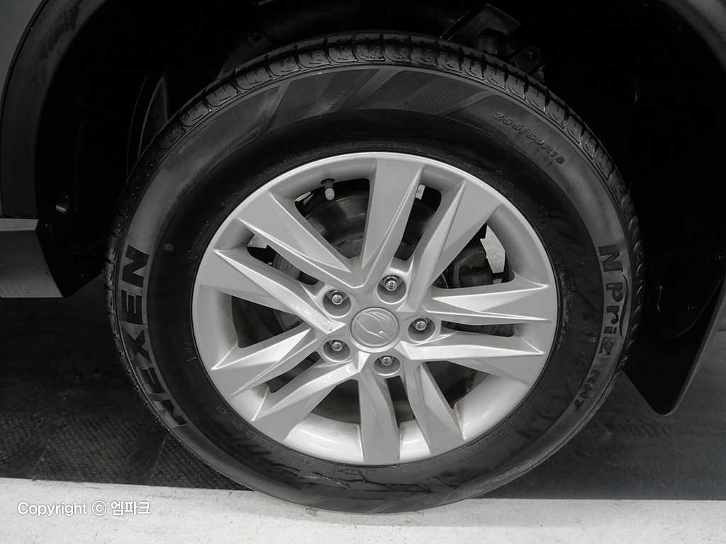 Ssangyong Rexton 2018 Gris - Importación desde Corea - HF Imports Iquique - Foto 20