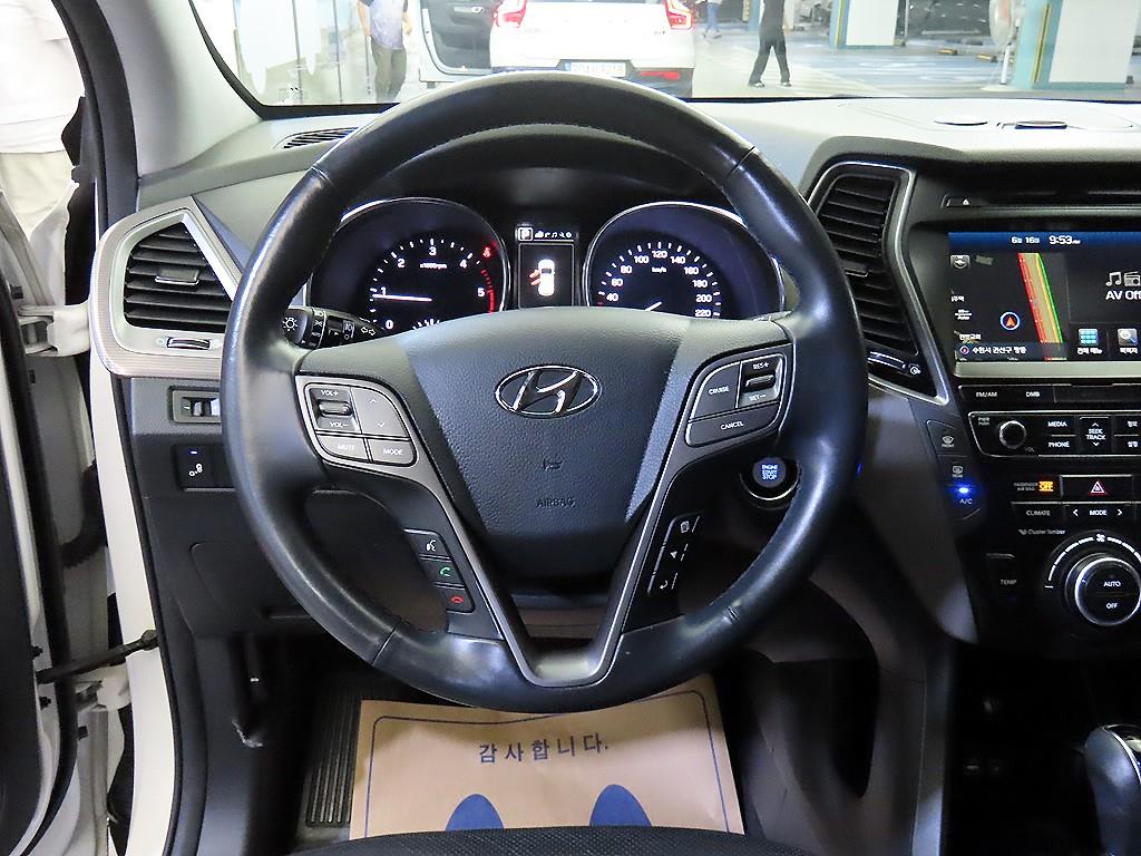 HYUNDAI Maxcruz - Vista 10