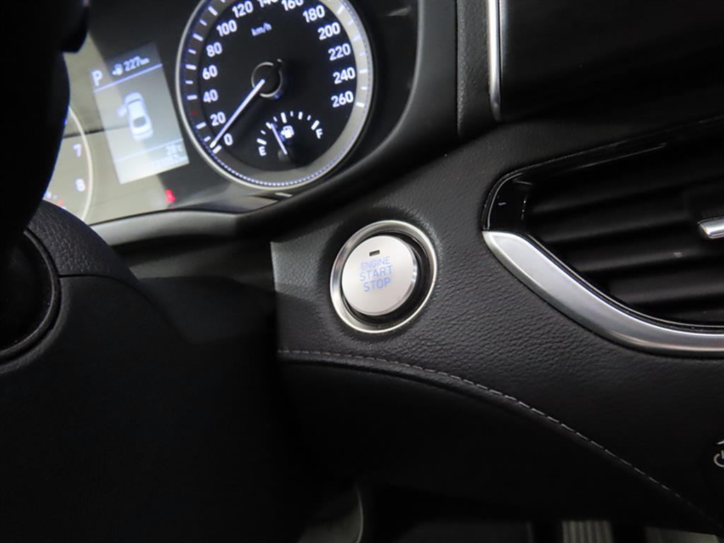 HYUNDAI Grandeur - Vista 12