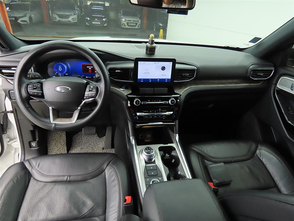 Ford Explorer - Vista 9