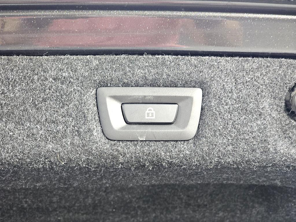 BMW 5 Series 2017 Gris - Importación desde Corea - HF Imports Iquique - Foto 17