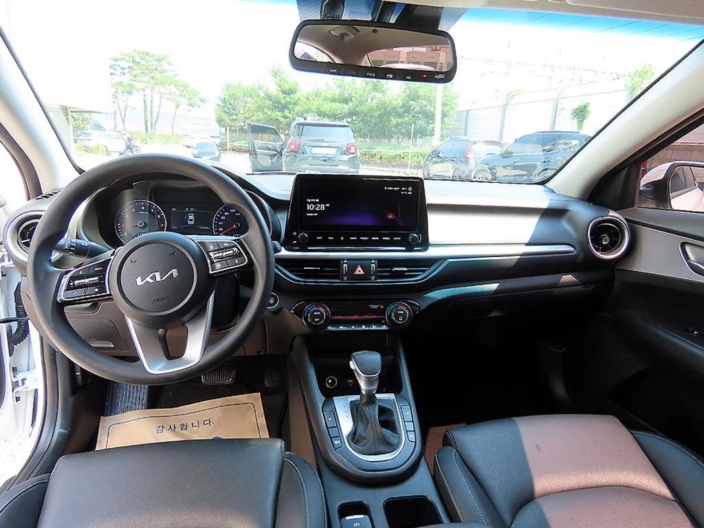 KIA K3 - Vista 9