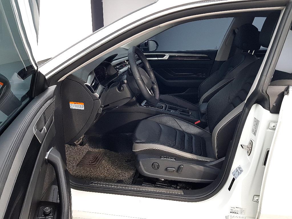Volkswagen Arteon - Vista 10