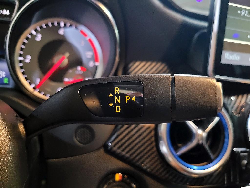 Mercedes Benz GLA Class 2014 Blanco - Importación desde Corea - HF Imports Iquique - Foto 14