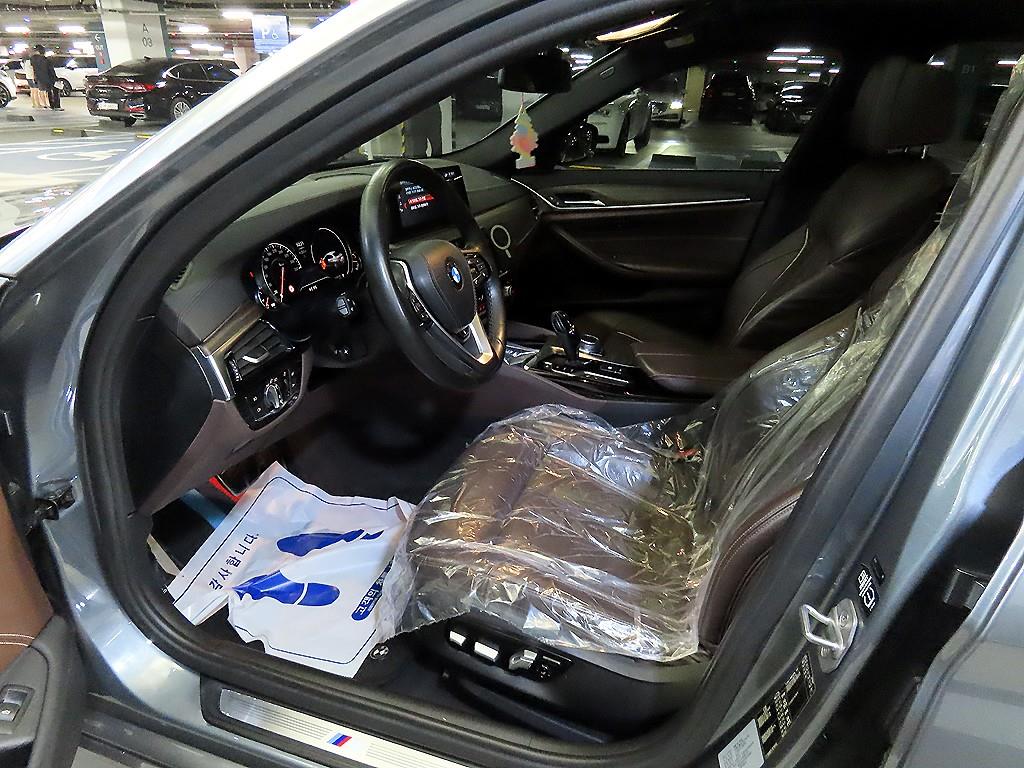 BMW 5 Series - Vista 8