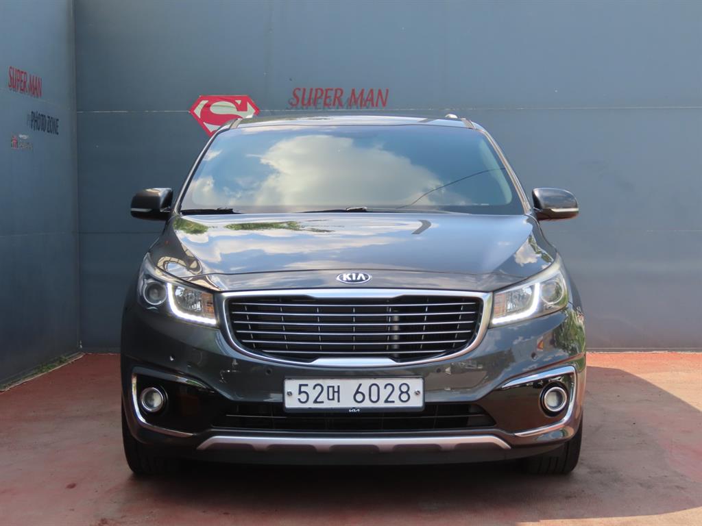 KIA Carnival - Vista 2