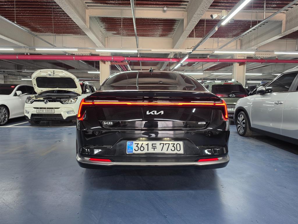 KIA K8 - Vista 6