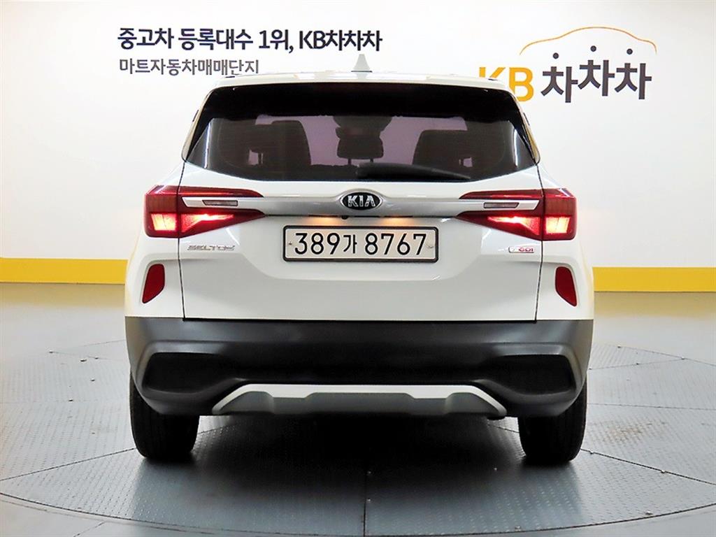 KIA Seltos - Vista 3