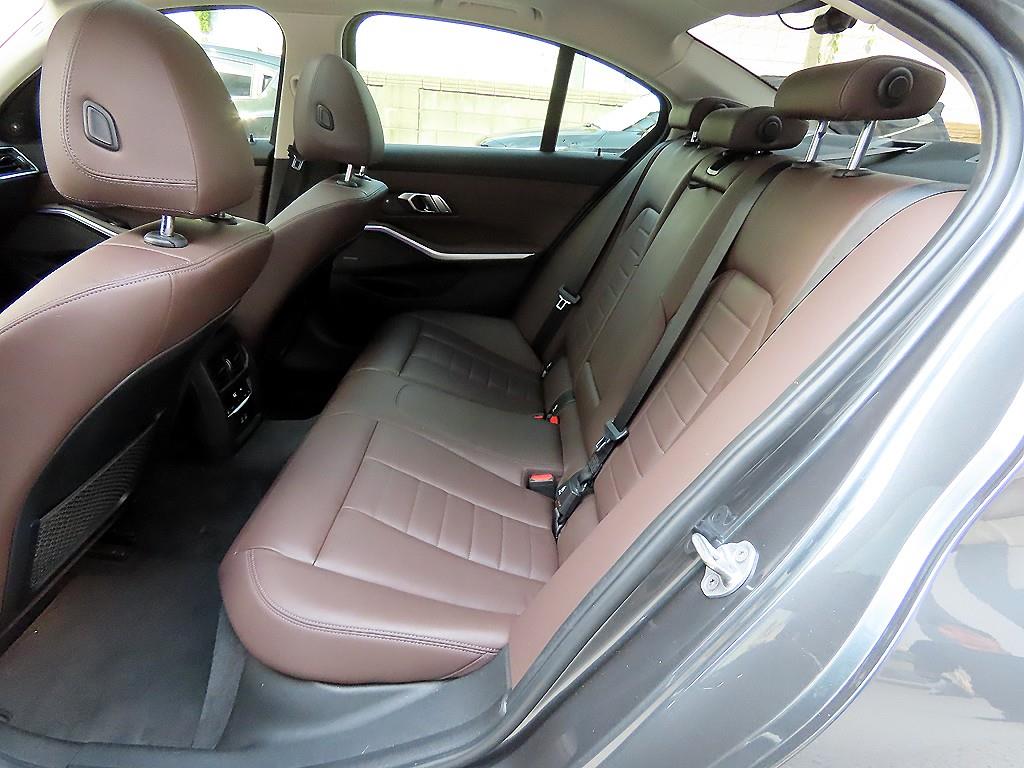 BMW 3 series - Vista 8