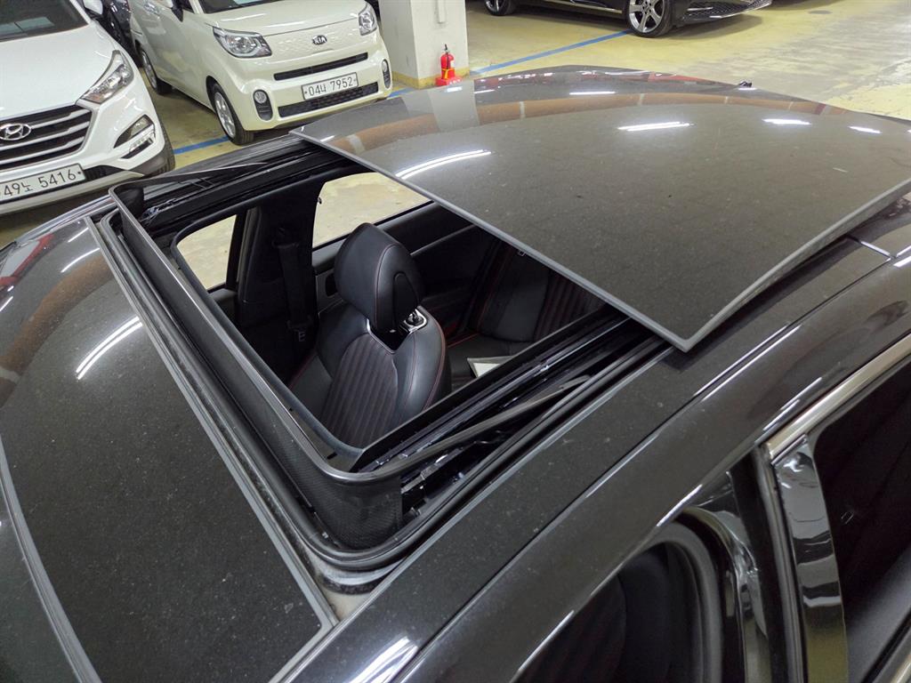 Genesis G70 2018 Negro - Importación desde Corea - HF Imports Iquique - Foto 19