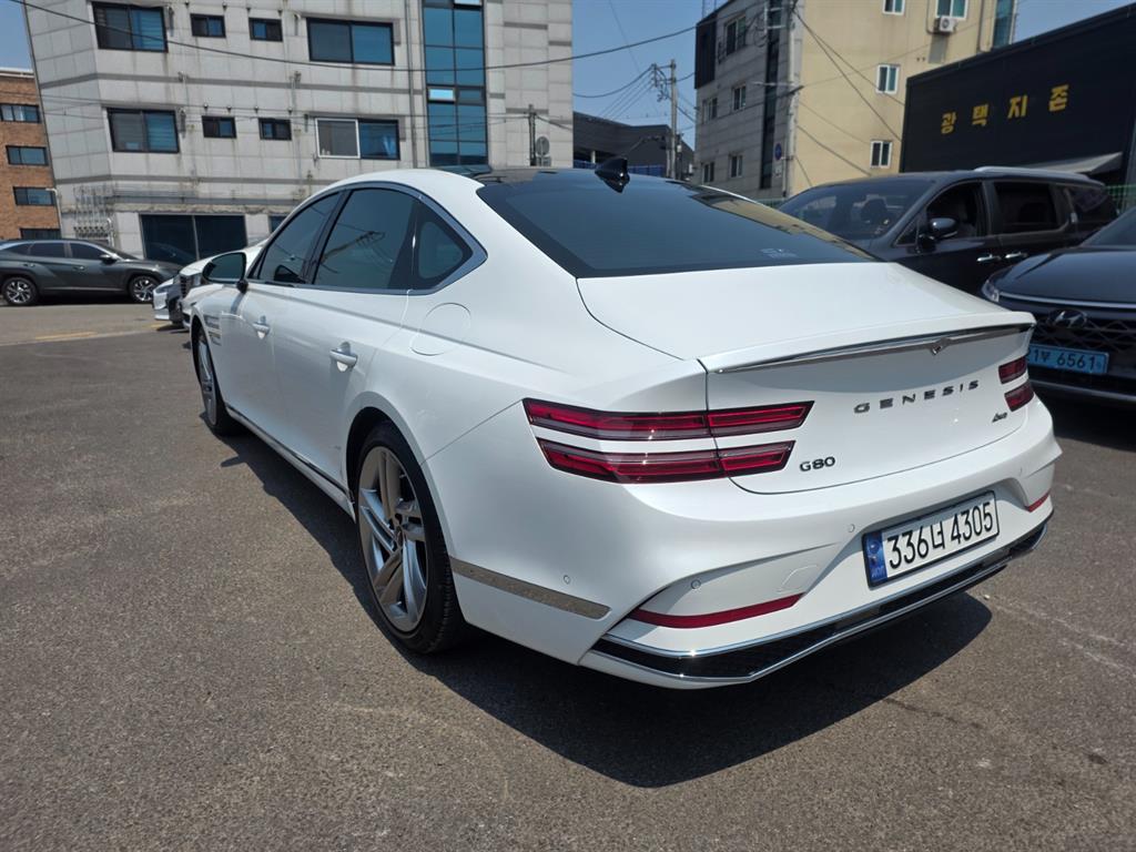 Genesis G80 - Vista 3