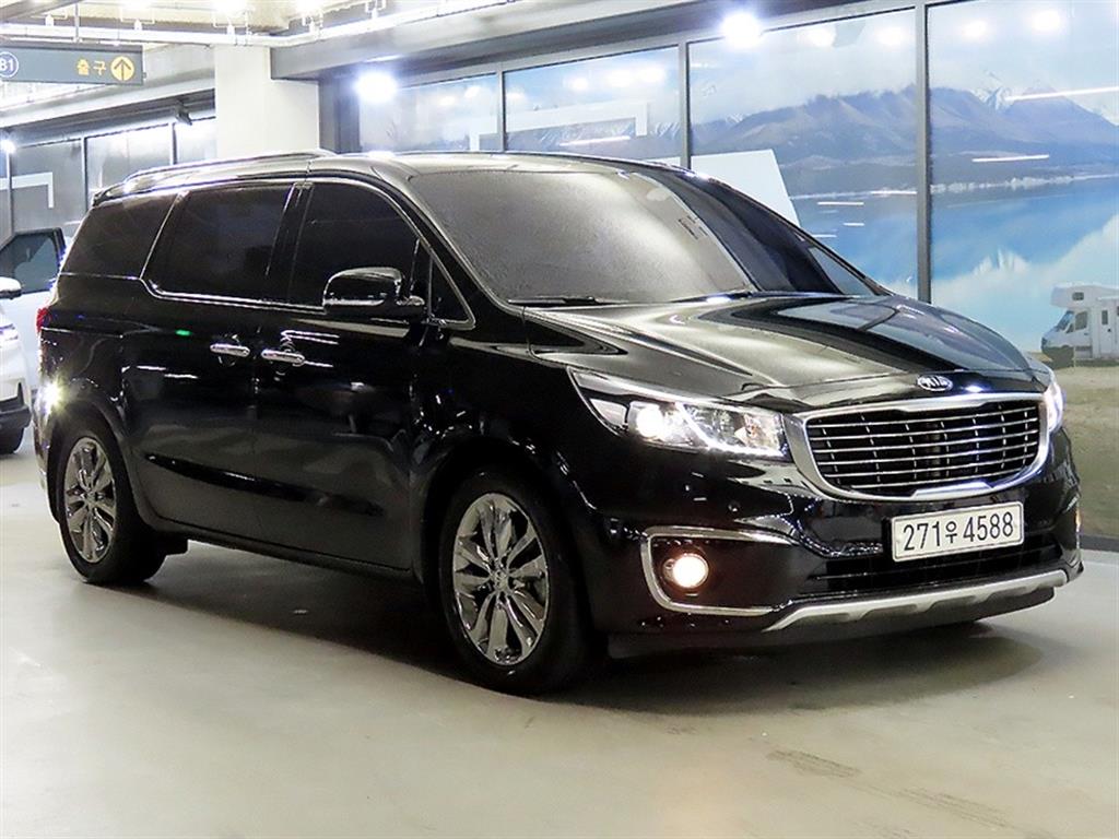 KIA Carnival 2017 Negro - Importación desde Corea - HF Imports Iquique - Foto 1